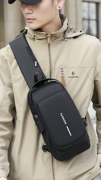 BOLSO IMPERMEABLE PARA HOMBRES MOLCHILA PARA HOMBROS COLOR NEGRO ANTI ROBO